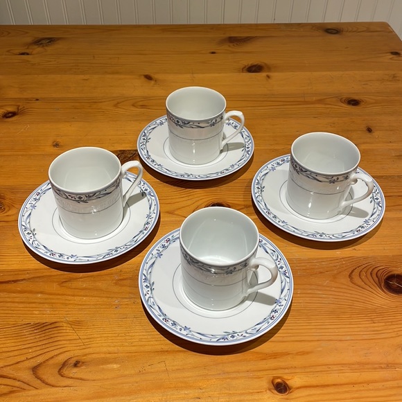 Christopher Stuart Y0217 Overture Fine China Cups and Saucers - Picture 9 of 15